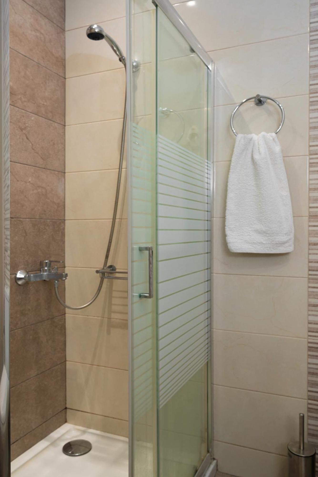 Neon Apartment, Modern, High Quality, Central Apt, Heraklion City Esterno foto